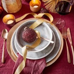 Assiette ATLANTIS -Produits Menagers 1000331144 220218 020 MOOD DETAILS P000000001000331144 mood