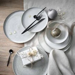 Assiette HENLEY -Produits Menagers 1000332743 220215 020 MOOD DETAILS P000000001000332743 mood