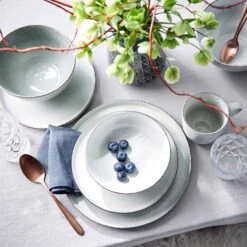 Assiette HENLEY -Produits Menagers 1000332743 220215 023 MOOD DETAILS P000000001000332743 mood