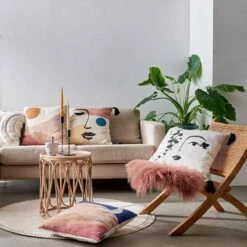 Coussin Moonshine 9 Coussin Moonshine -Produits Menagers 1000336785 220222 020 MOOD DETAILS P000000001000336785 mood