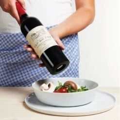 Moulin à Poivre WINE -Produits Menagers 1000337013 230905 021 MOOD DETAILS P000000001000337013 mood