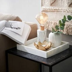 Vase LIV III -Produits Menagers 1000337867 230420 024 MOOD DETAILS P000000001000337867 mood