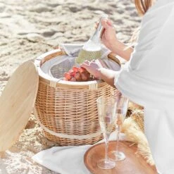 Panier Pique-nique THE GREAT OUTDOORS -Produits Menagers 1000338037 220301 022 MOOD DETAILS P000000001000338037 mood