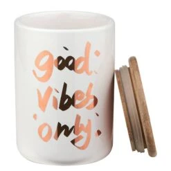 Boîte QUEEN IT III -Produits Menagers 1000338631 220721 030 DETAILS P000000001000338631