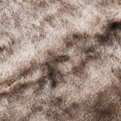 Coussin En Fourrure WILD THING -Produits Menagers 1000405904 230919 040 DETAILS P000000001000405904